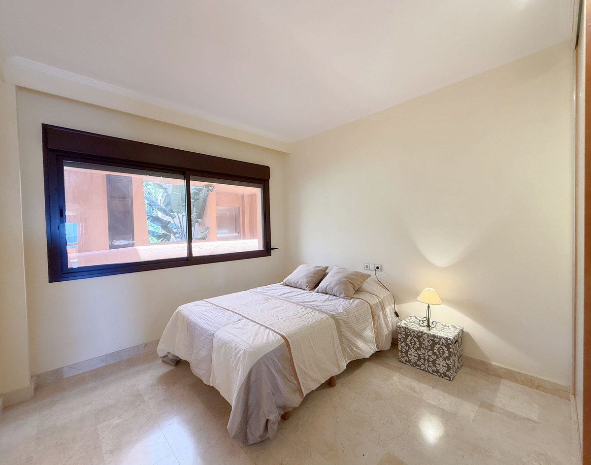 25-45e7a00e8ada30030040e20a35fbccfd