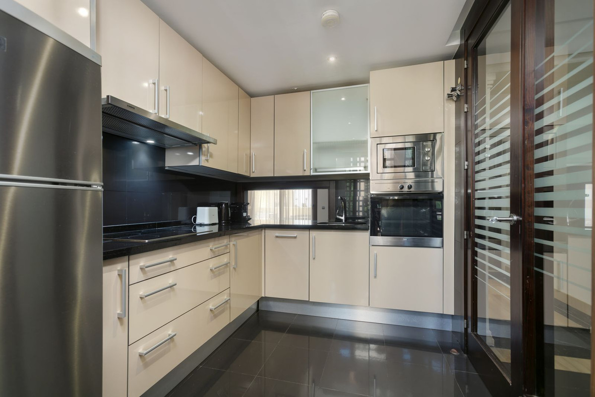 13-5fd73dea700db77384c091ca9818b1a9