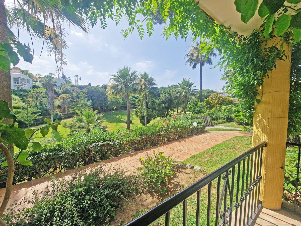 13-5fd73dea700db77384c091ca9818b1a9