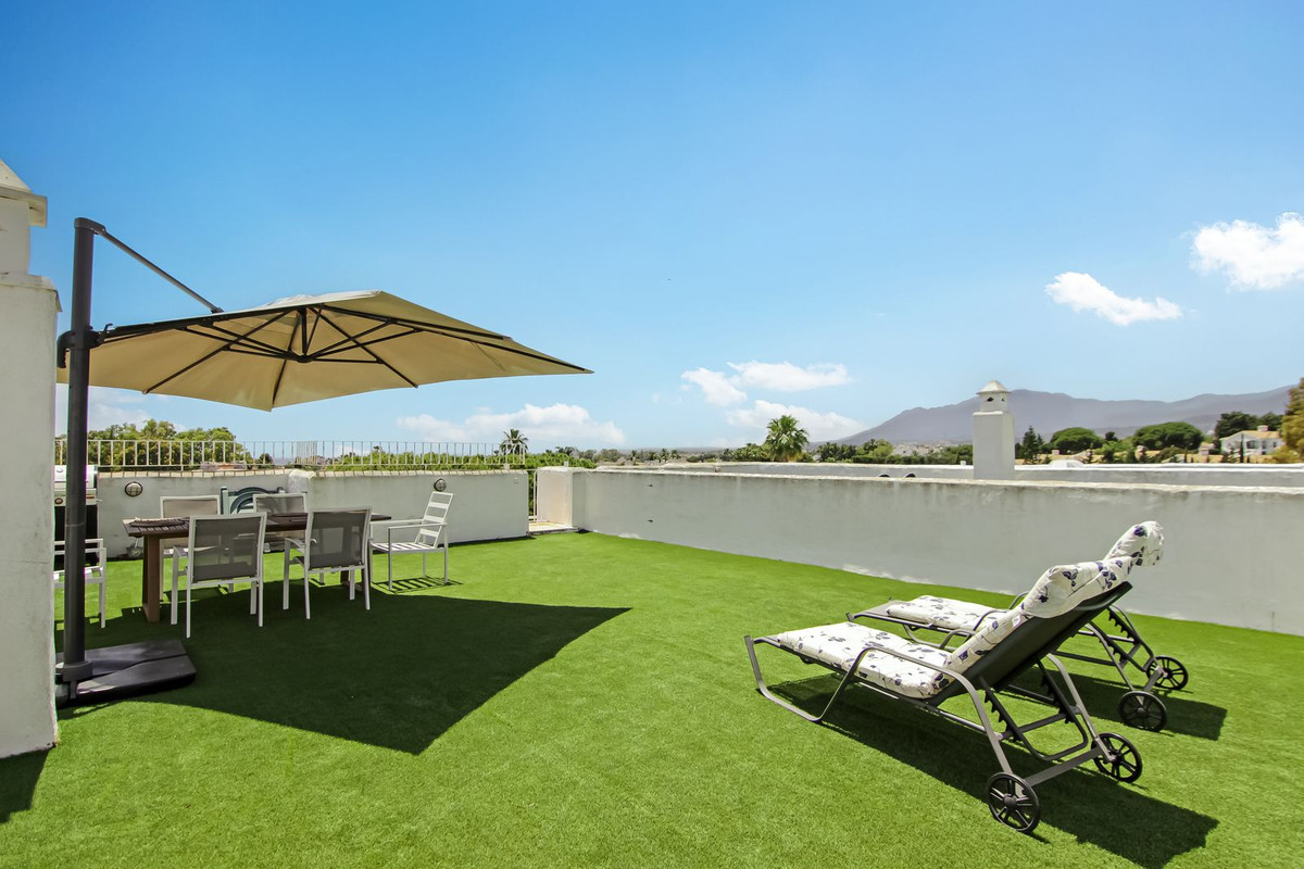 2-5bd7b9d04b45e33852eaf0ec6670150d