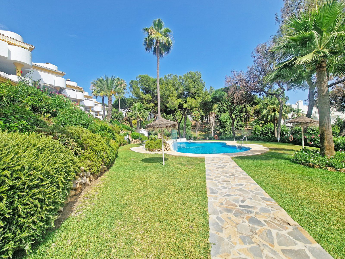 2-5bd7b9d04b45e33852eaf0ec6670150d