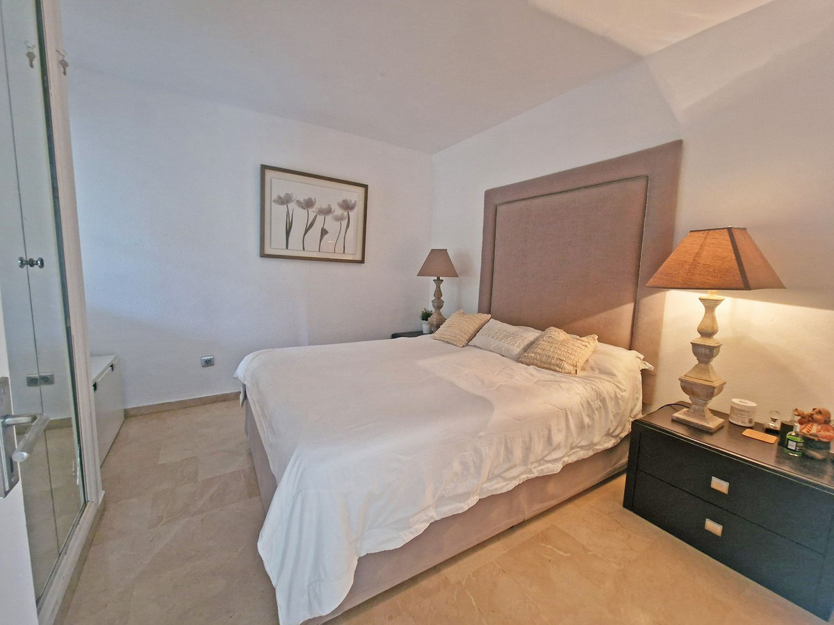 23-79897b85162c6a486c7a4d1eb46924dd