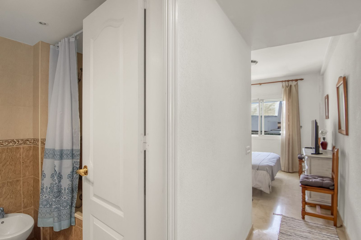 24-613bbc26f32d7013d348ef202dd30a43