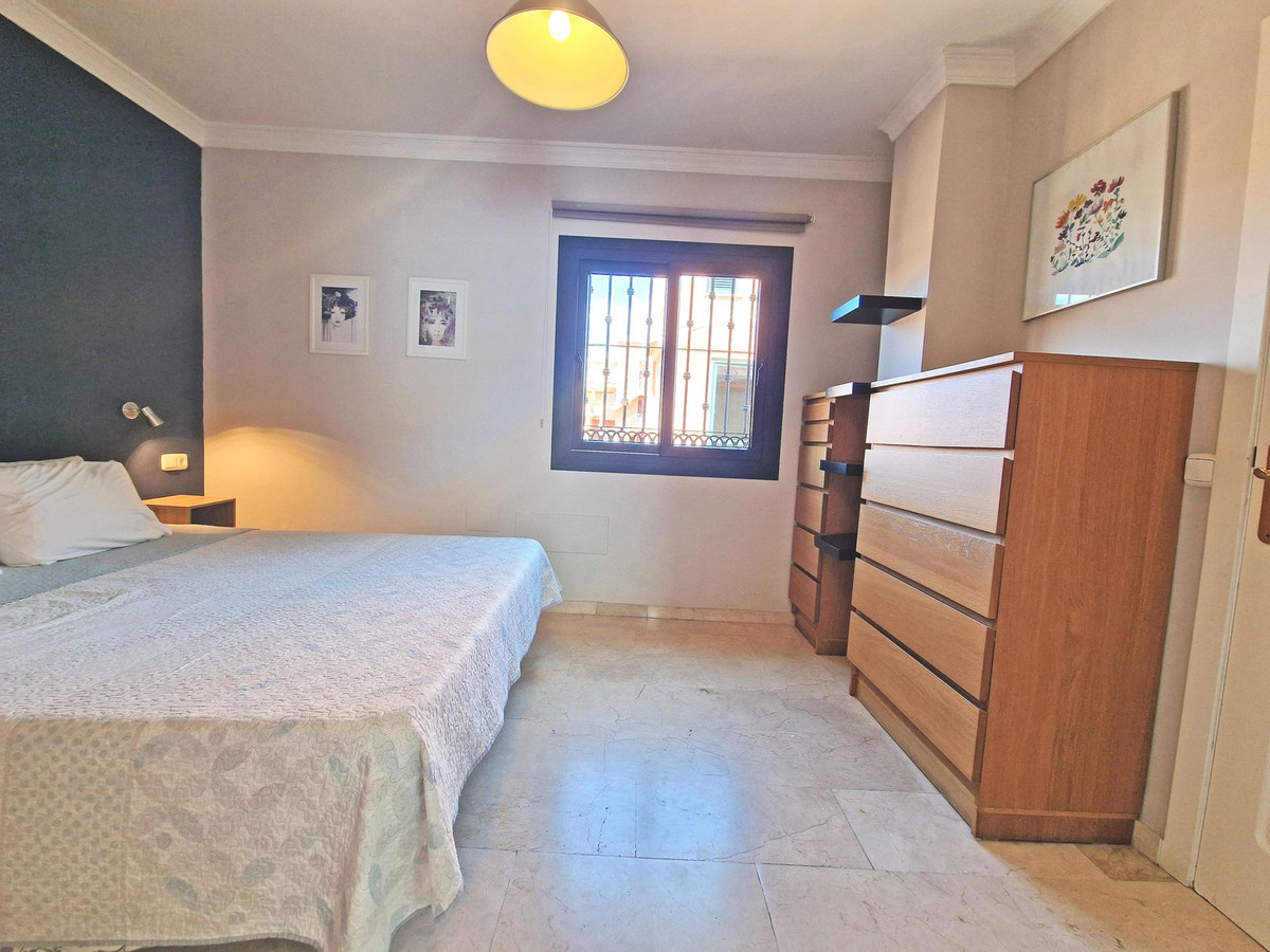 24-613bbc26f32d7013d348ef202dd30a43