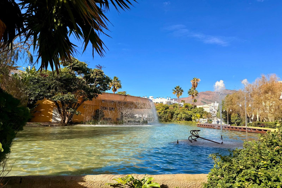 25-45e7a00e8ada30030040e20a35fbccfd