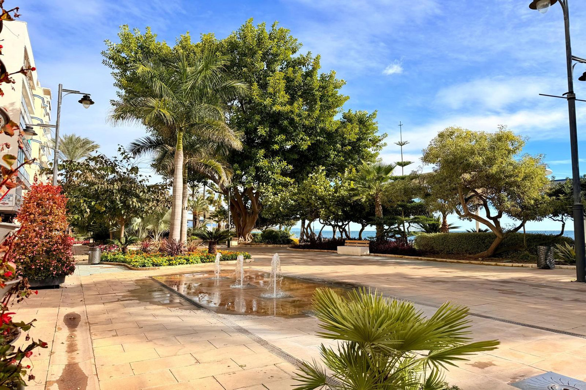 26-c684a62c9f160a1f90904dd925da0645