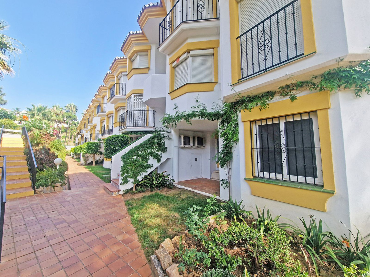 34-2e8657844e540eba0189d71f472ffca9