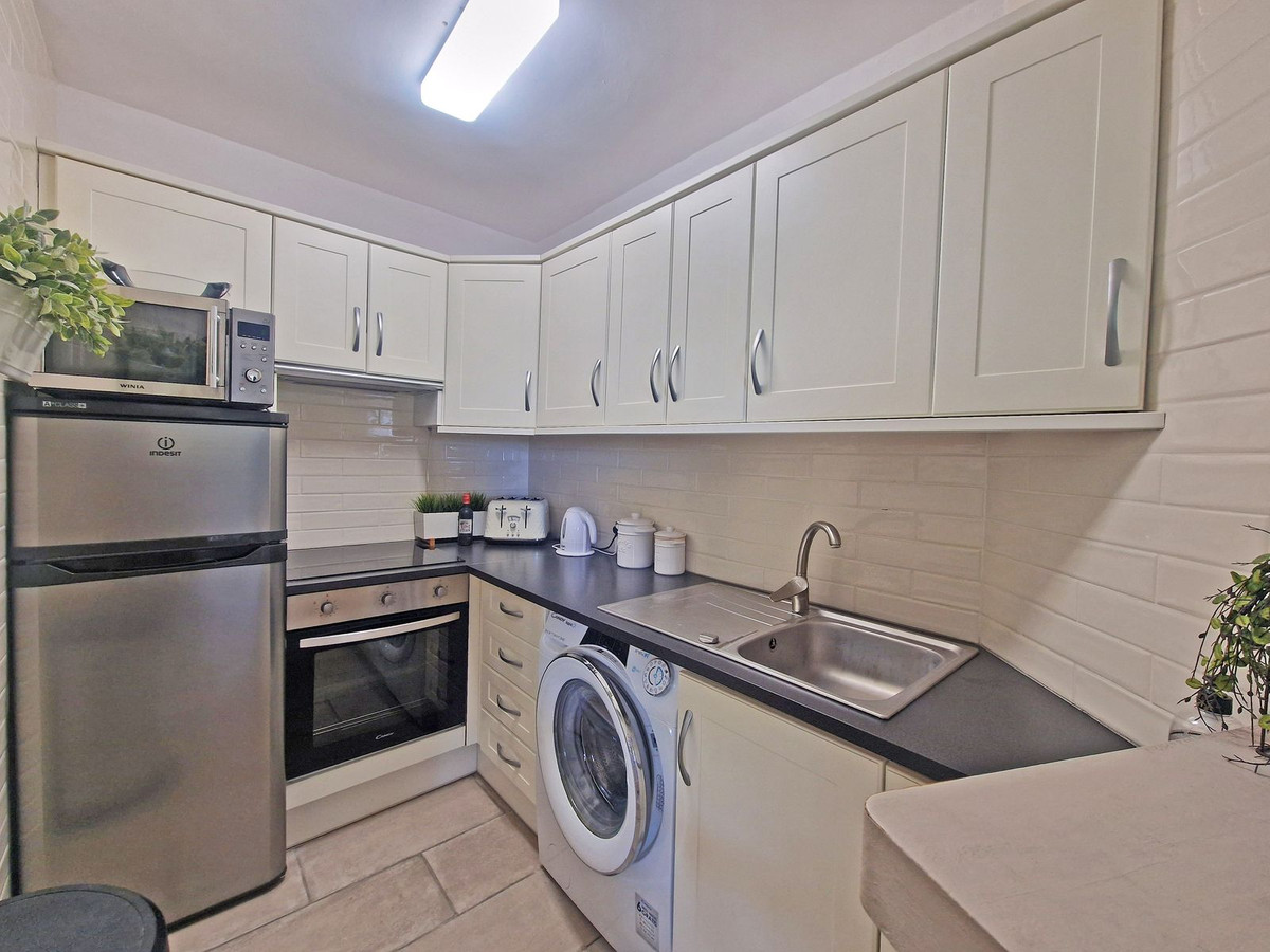 4-c23c0f86247804fa50226aecd8b0b2c8