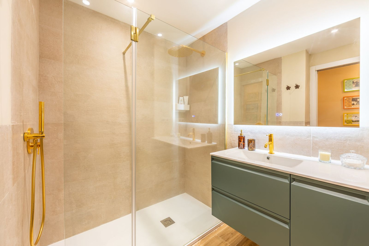 41-0bdc8f07789df4609410591d8ac779d9